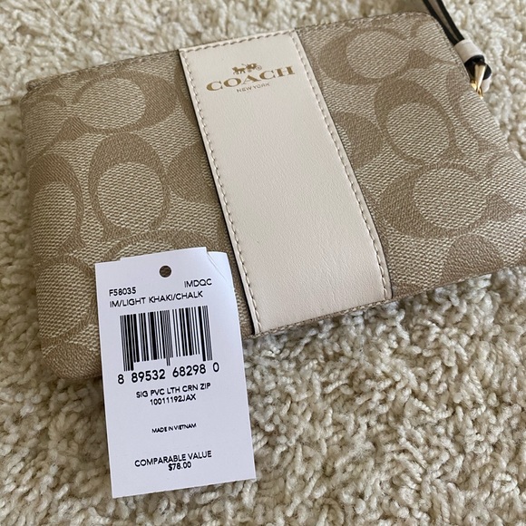 Coach Corner Zip Wristlet In Signature Canvas - Picture 6 of 7